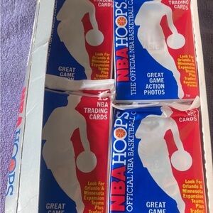 Basketball Cards, 4 packs UnOpened